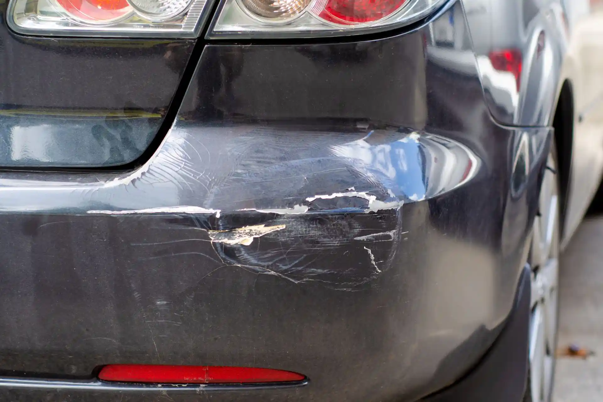 Bumper Repair vs. Replacement